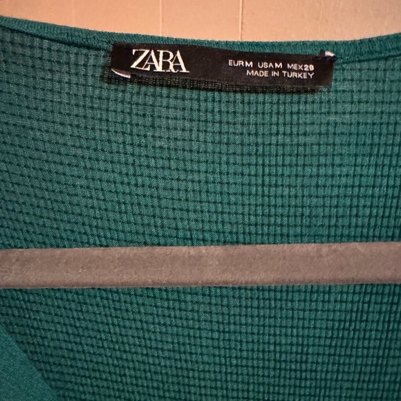 Green Zara Dress Medium - Picture 3 of 5